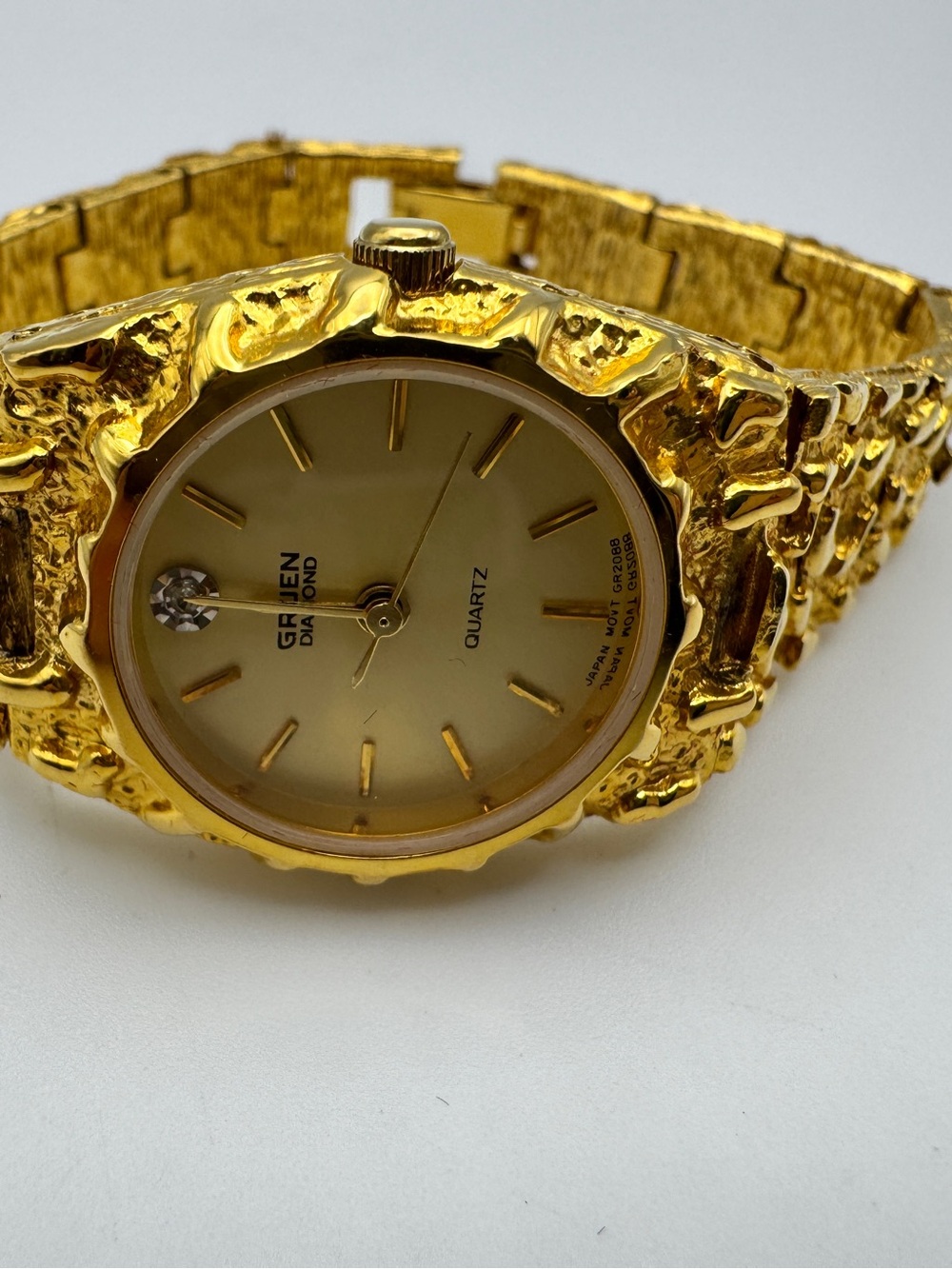 Vintage Gruen gold-tone quartz wristwatch - Picture 6 of 8
